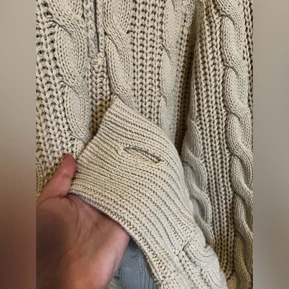 Grey Bandit Sweater - Picture 4 of 7